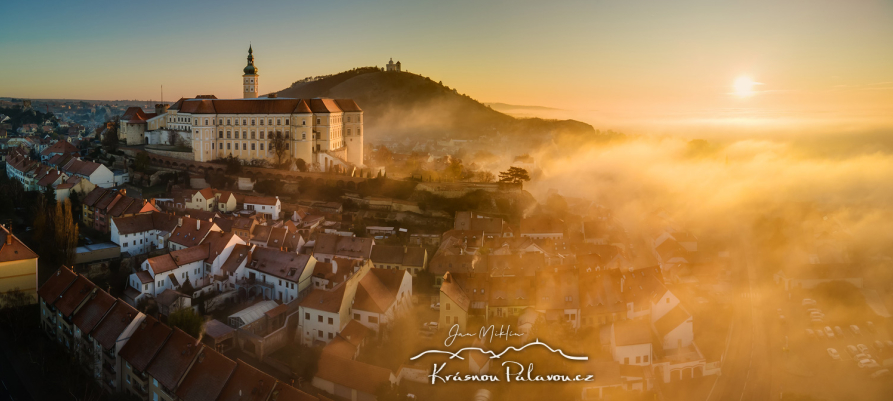 Mikulov a mlžné moře