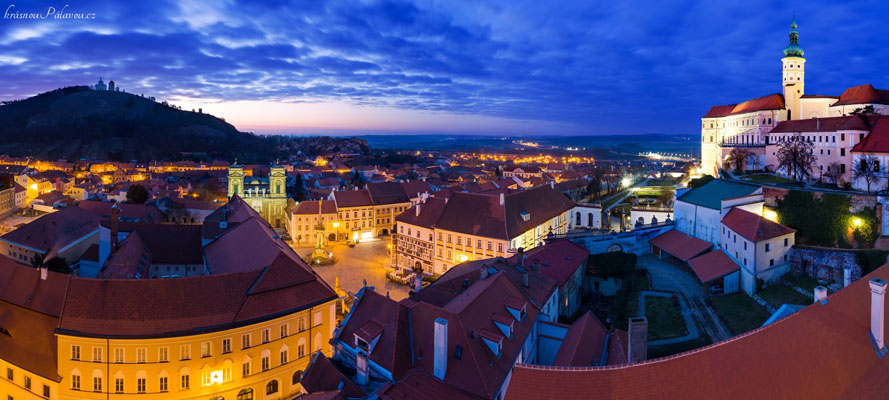 Mikulov před úsvitem