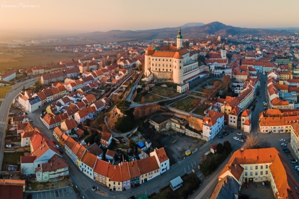 Mikulov z nadhledu